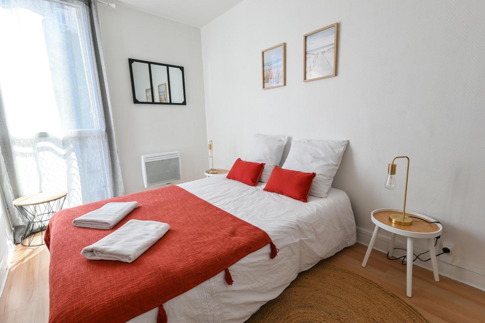 Grand Appartement Avec Balcon Hyper - Centre Тарб Екстериор снимка